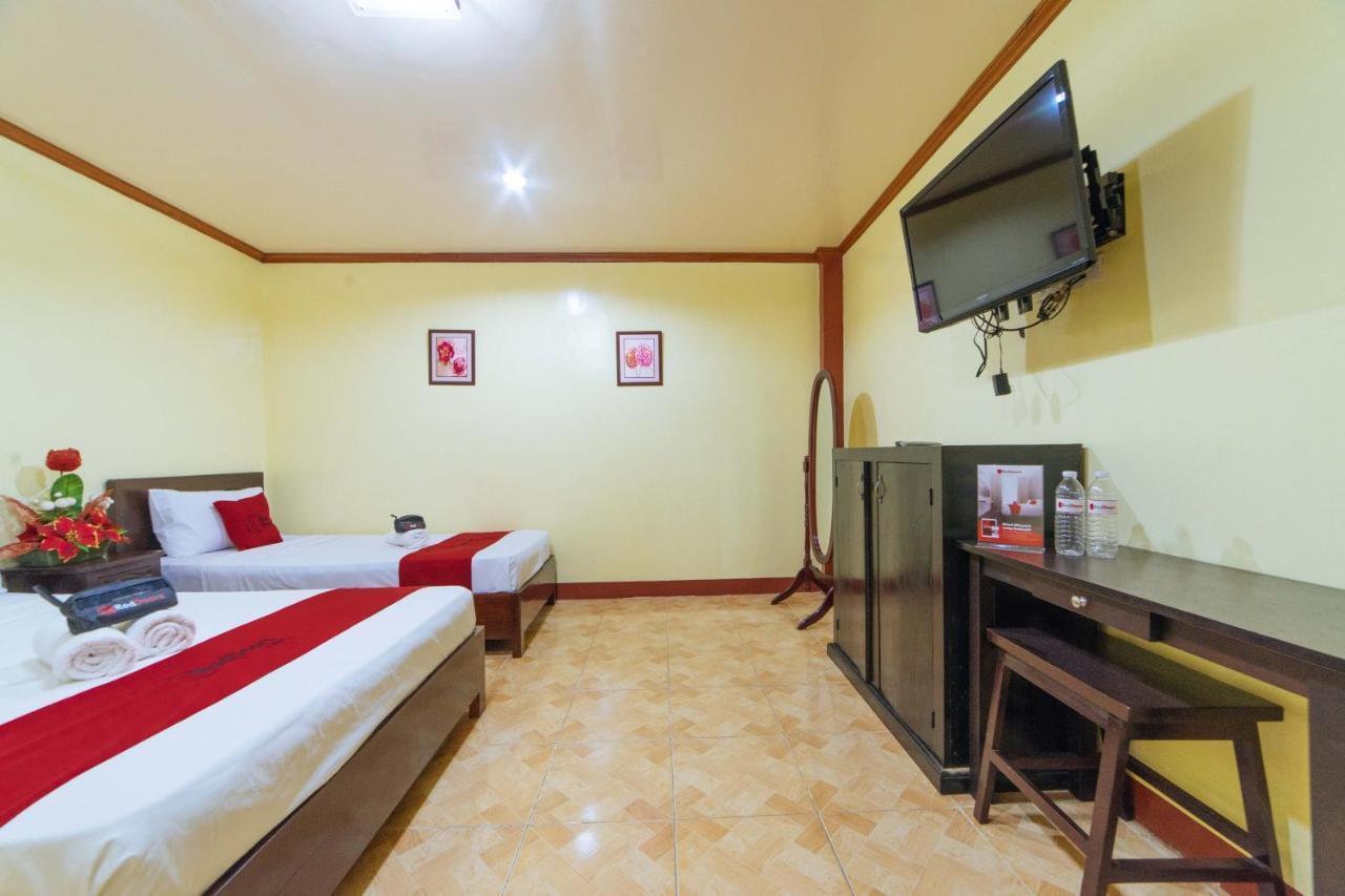 Reddoorz Near Golden Sarok Shrine Hotel Kalibo Kültér fotó
