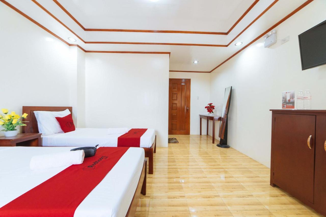 Reddoorz Near Golden Sarok Shrine Hotel Kalibo Kültér fotó