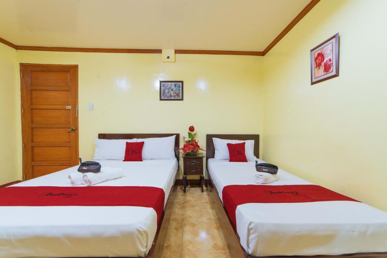 Reddoorz Near Golden Sarok Shrine Hotel Kalibo Kültér fotó