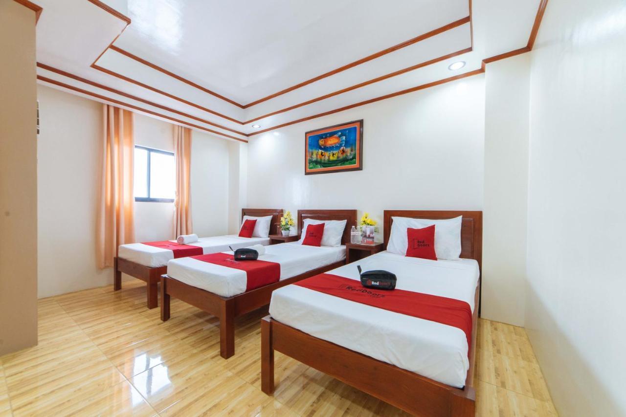 Reddoorz Near Golden Sarok Shrine Hotel Kalibo Kültér fotó