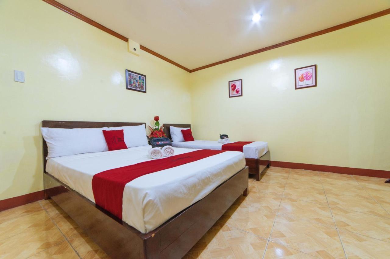 Reddoorz Near Golden Sarok Shrine Hotel Kalibo Kültér fotó